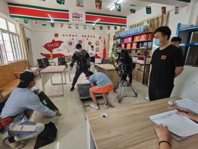 追星女孩心理学分析报告：工布江达县广告片拍摄公司揭秘饭圈应援式传播逻辑